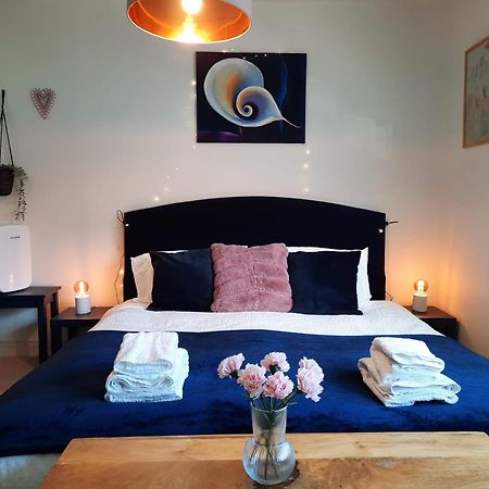 Super King Bedroom With Large Ensuite Hove Exterior foto